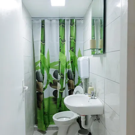 Semesterbostad Hillside Kruna