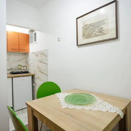 Hillside Kruna Semesterbostad *